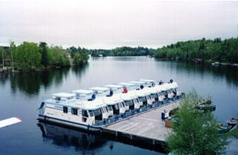 Three Buoys Houseboats